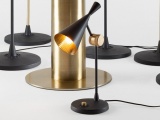   BEAT TABLE LAMP TOM DIXON 