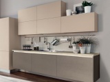 �������� �������� ESSENZA  CUCINE LUBE ������